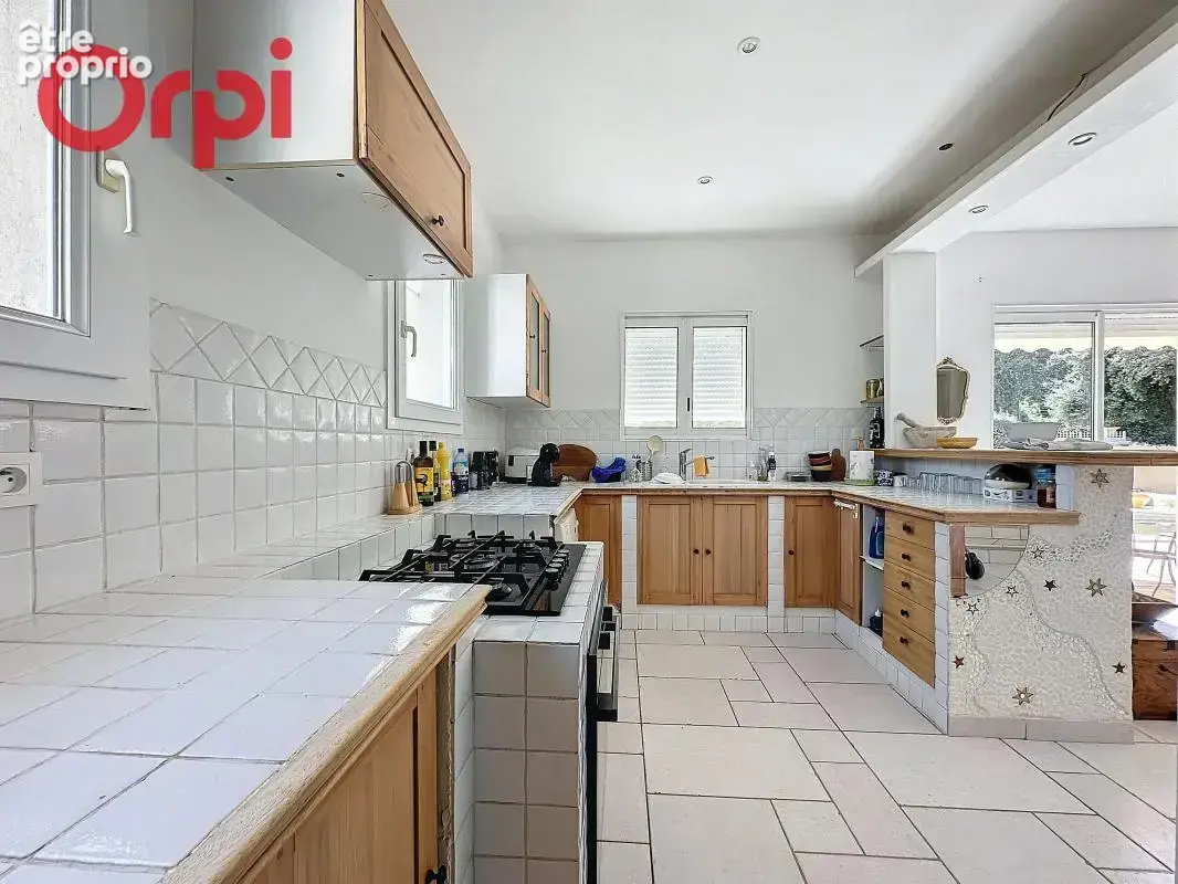Maison À Vendre type 5 La Seyne sur Mer/Janas - terrain 1106 m2 - T2 indépendant - photo 13