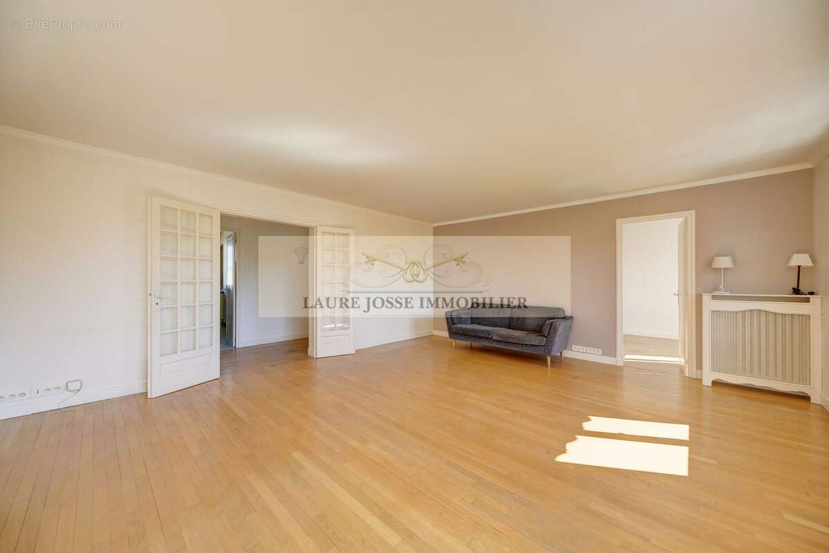 Appartement à LE VESINET