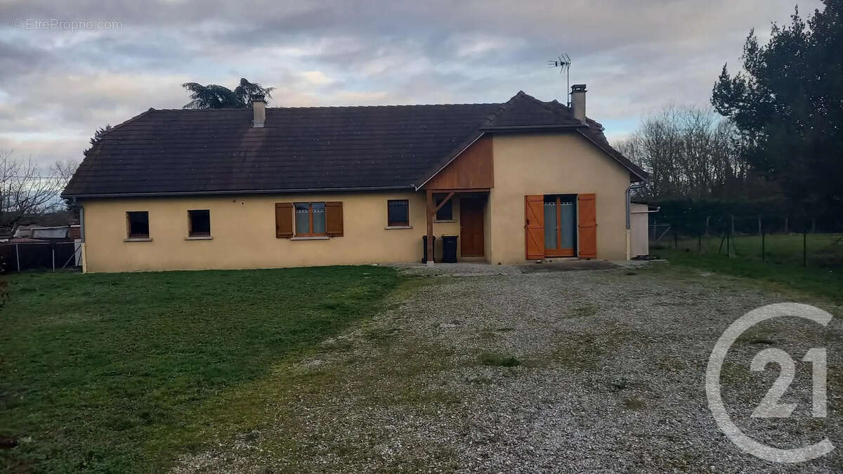 Maison à SAINT-USUGE