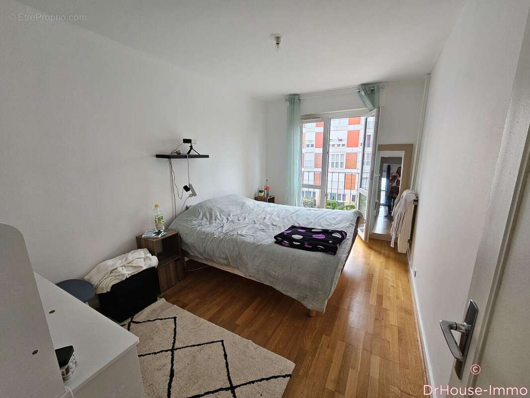Appartement 68 m² à Saint-Andre-Les-Vergers  - photo 12