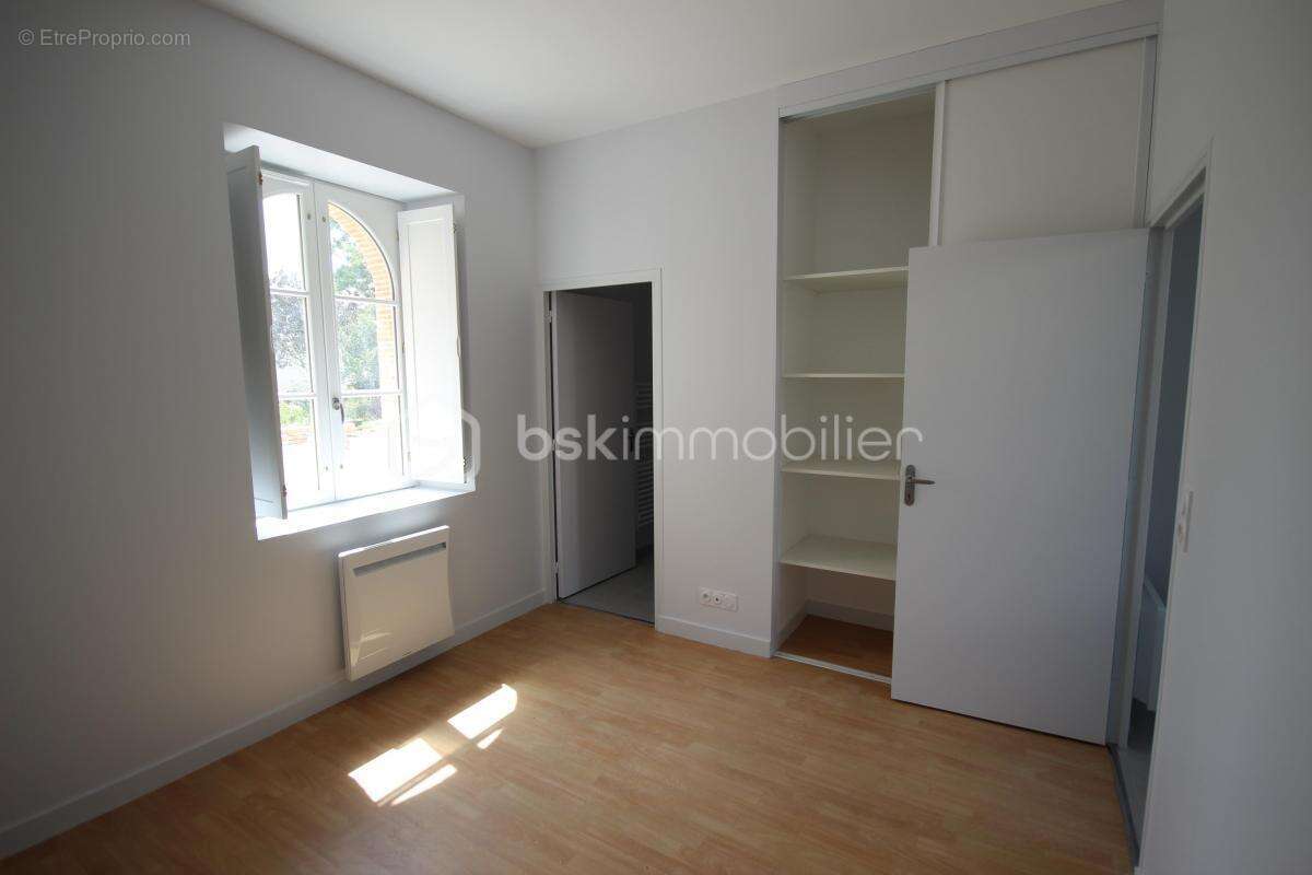 Appartement à MESLAY-DU-MAINE