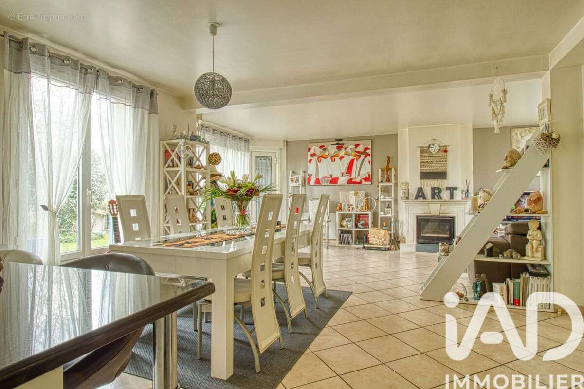 Photo 4 - Maison à PUISEUX-EN-FRANCE