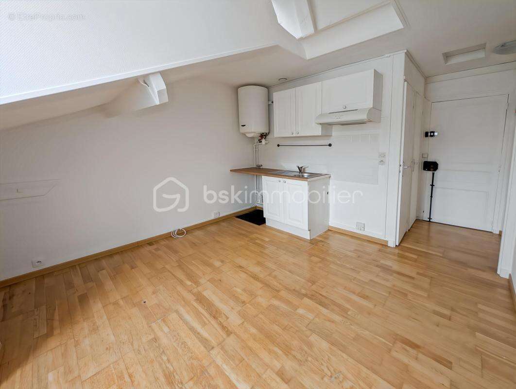 Bel appartement t2 hyper centre de chelles a 5 minutes de la gare faibles charges - photo 5
