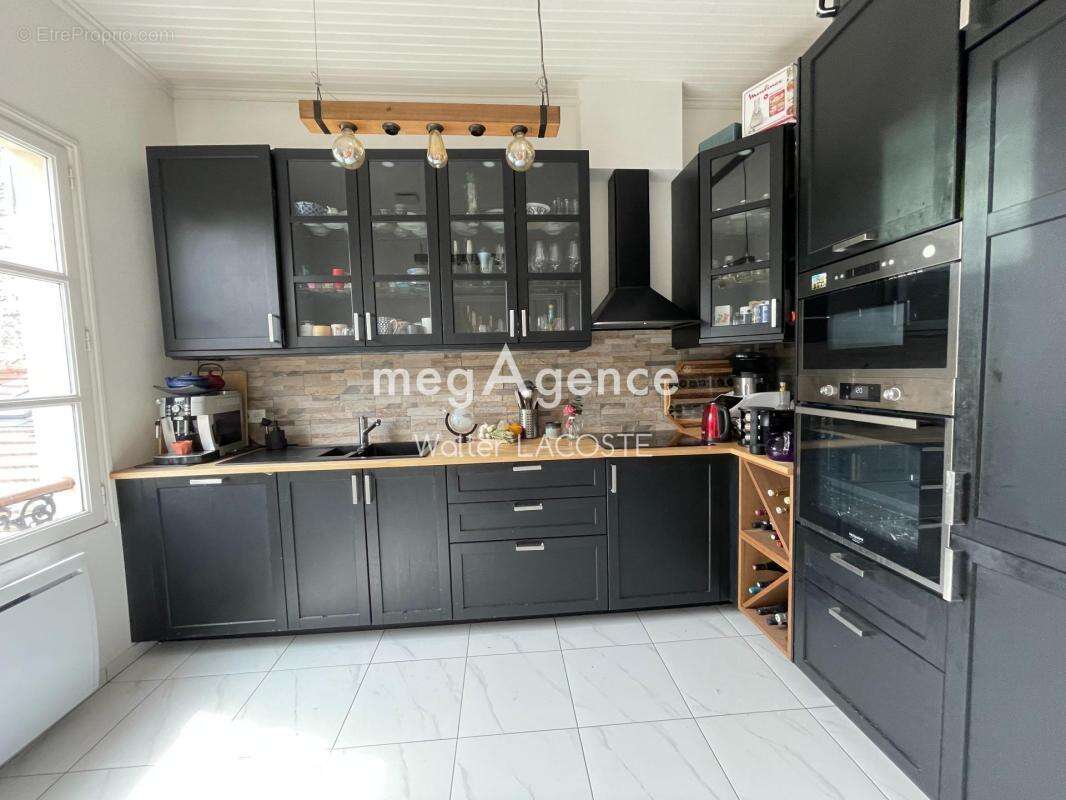 Le pecq charmante maison de ville de 4 pieces - photo 4