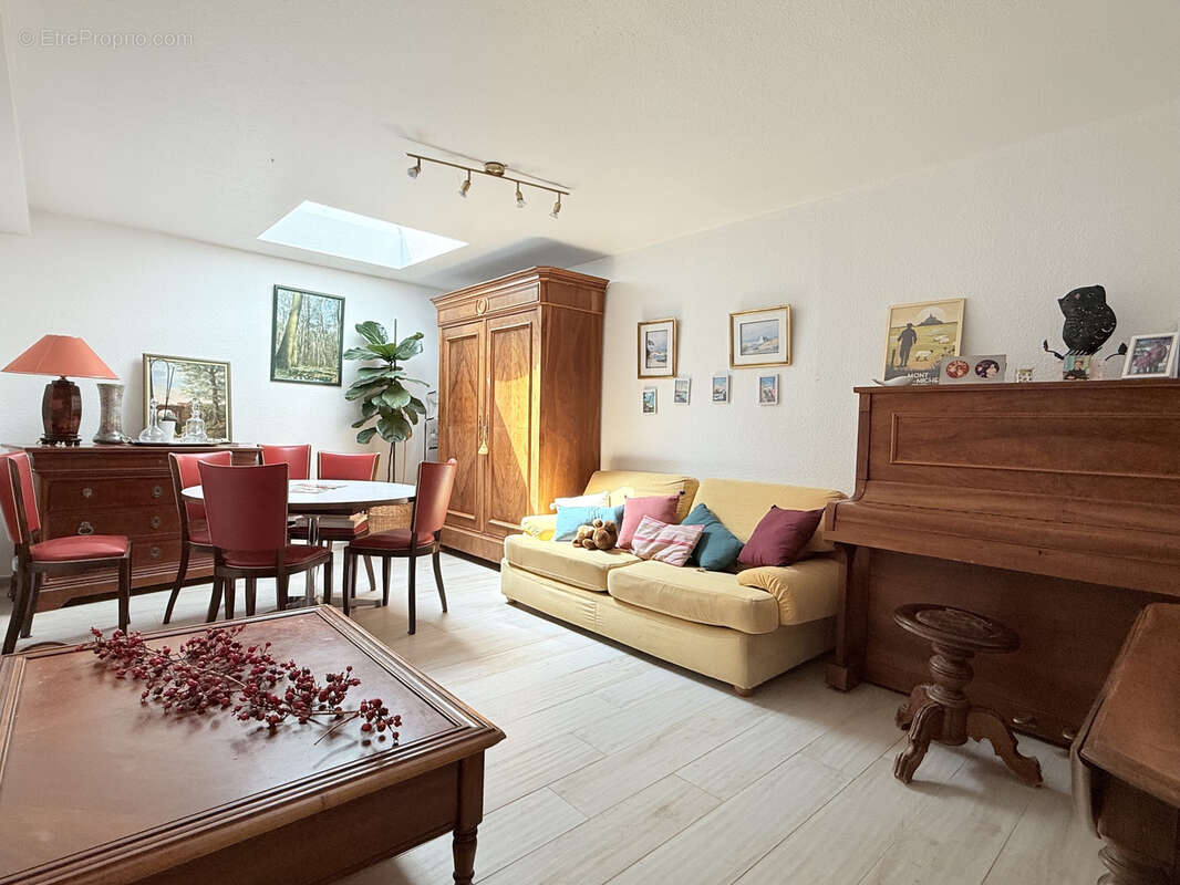 Appartement à MARLY