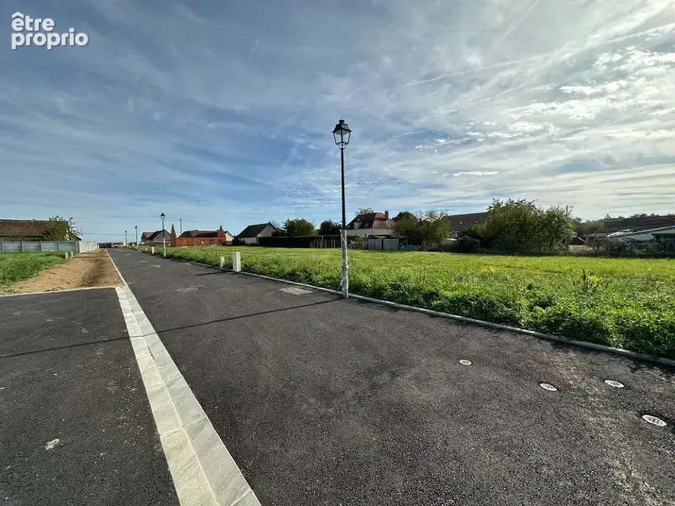 Photo Terrain à Saulnieres au prix de 45 000€
