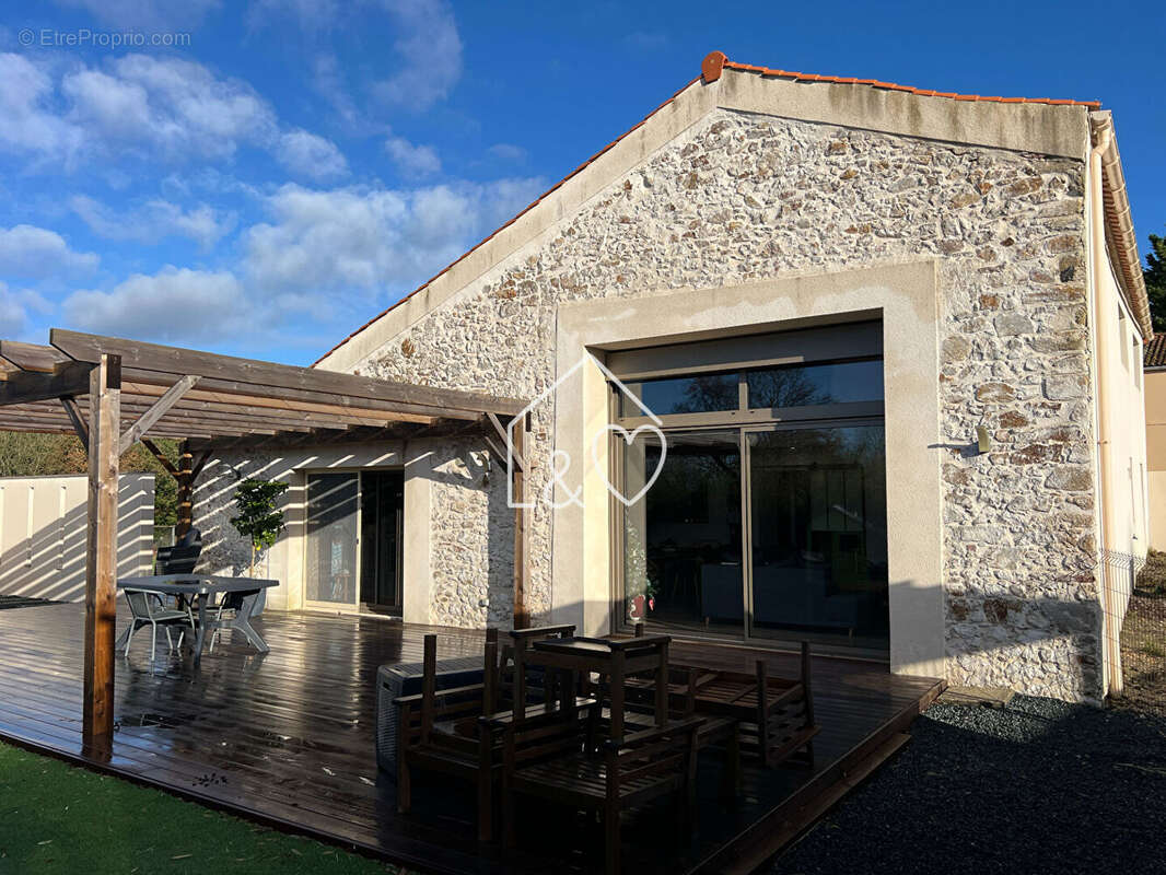 Maison à VENANSAULT