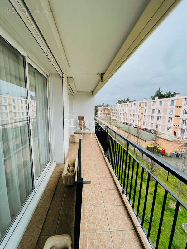 Appartement à BRON
