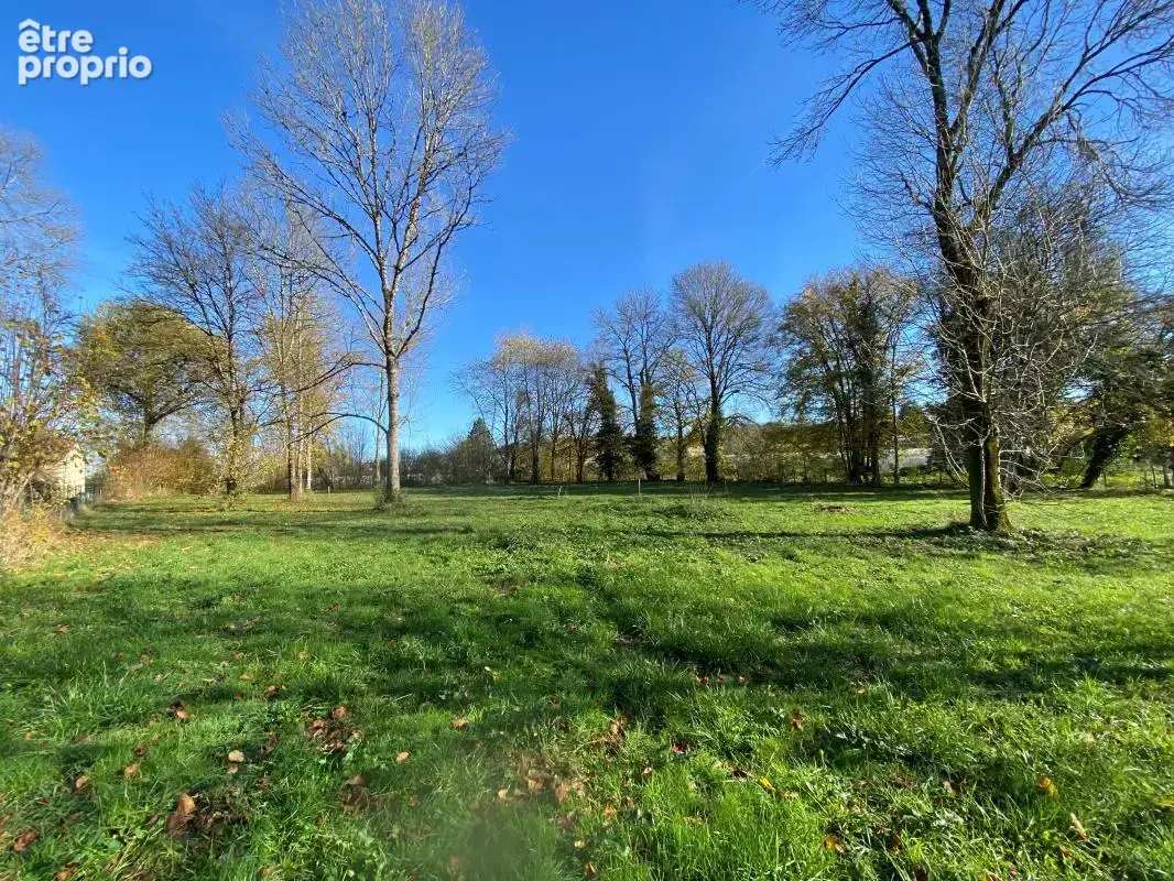 Photo Terrain à Chancelade au prix de 65 000€