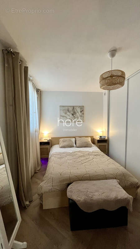 Appartement à COURBEVOIE