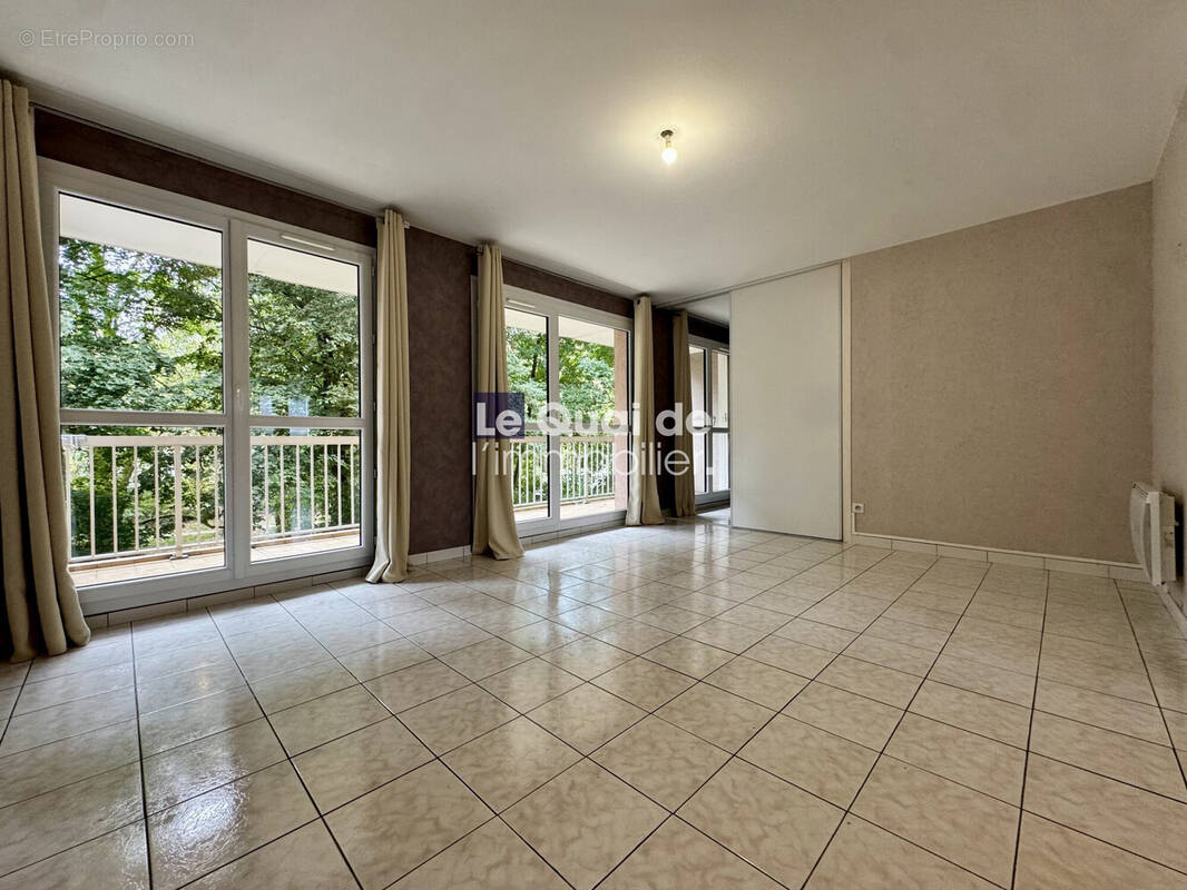 Appartement à ECHIROLLES