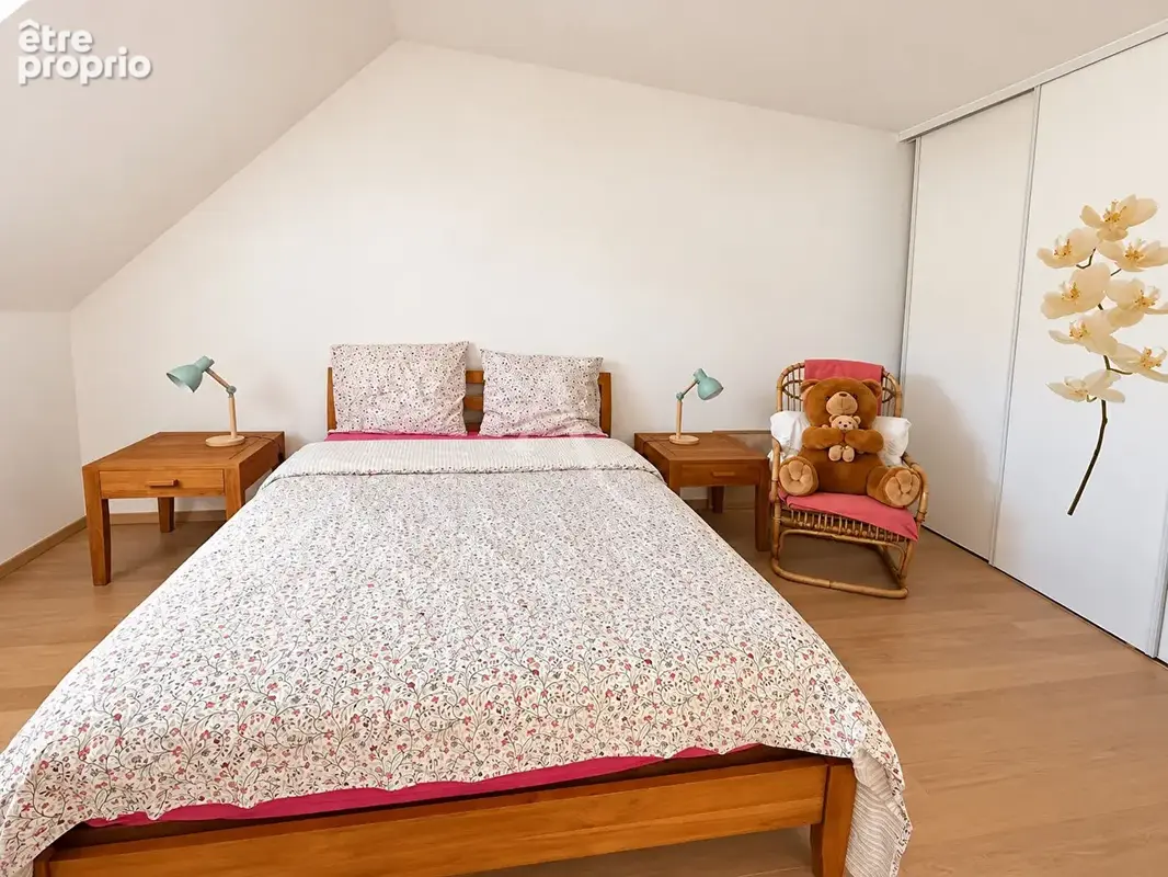 Superbe duplex de 5 pieces avec vue degagée - photo 13