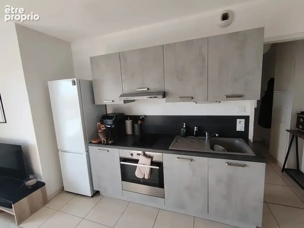 Troyes, Appartement type II dans copropriété sécurisée - photo 4