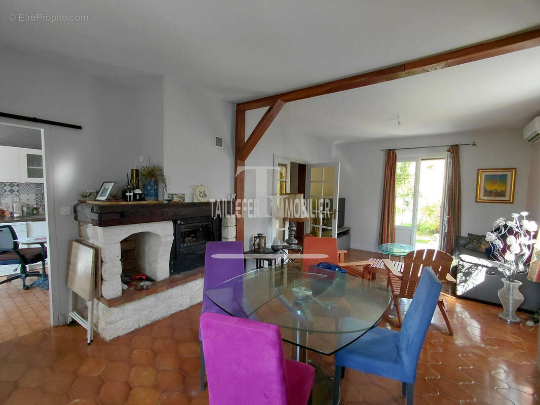 Maison à CHANCELADE