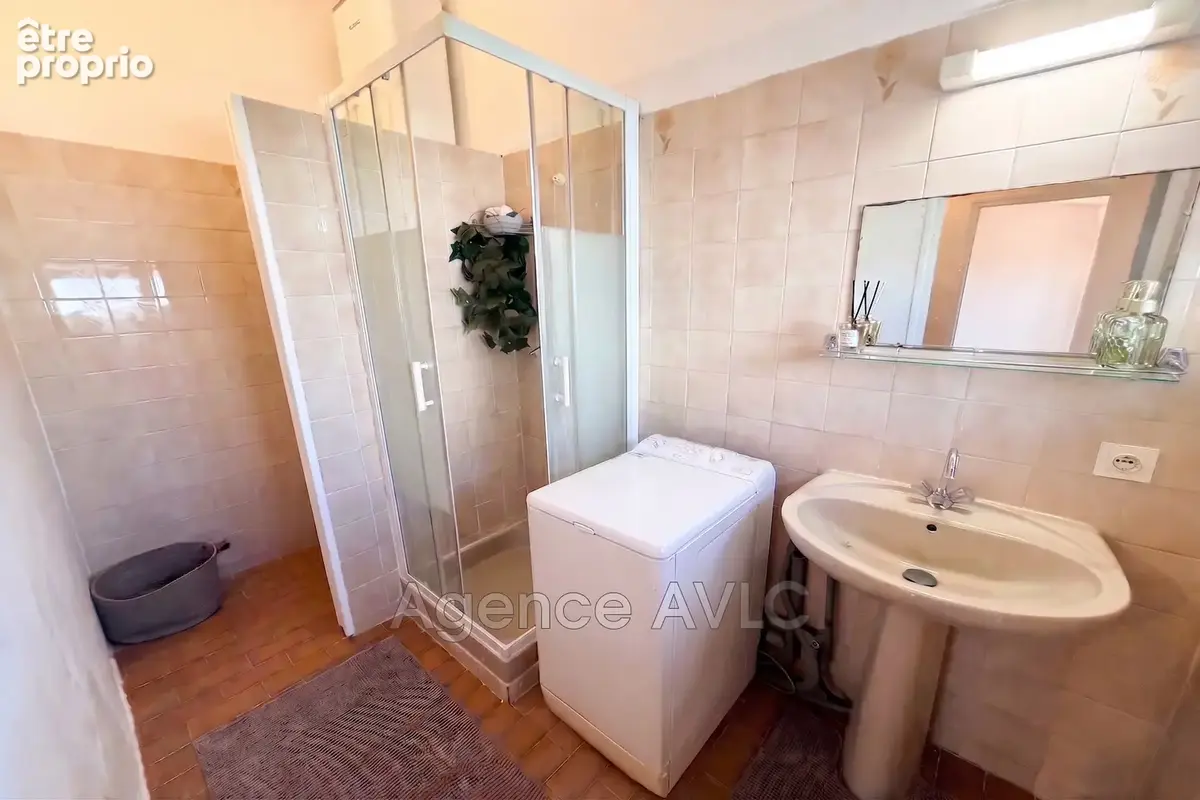 Appartement 1 pièce 22 m² à vendre à Saintes-Maries-De-La-Mer (13460) - photo 9