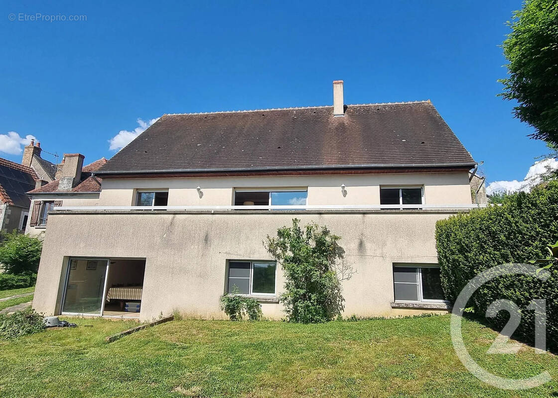 Maison à POUILLY-SUR-LOIRE