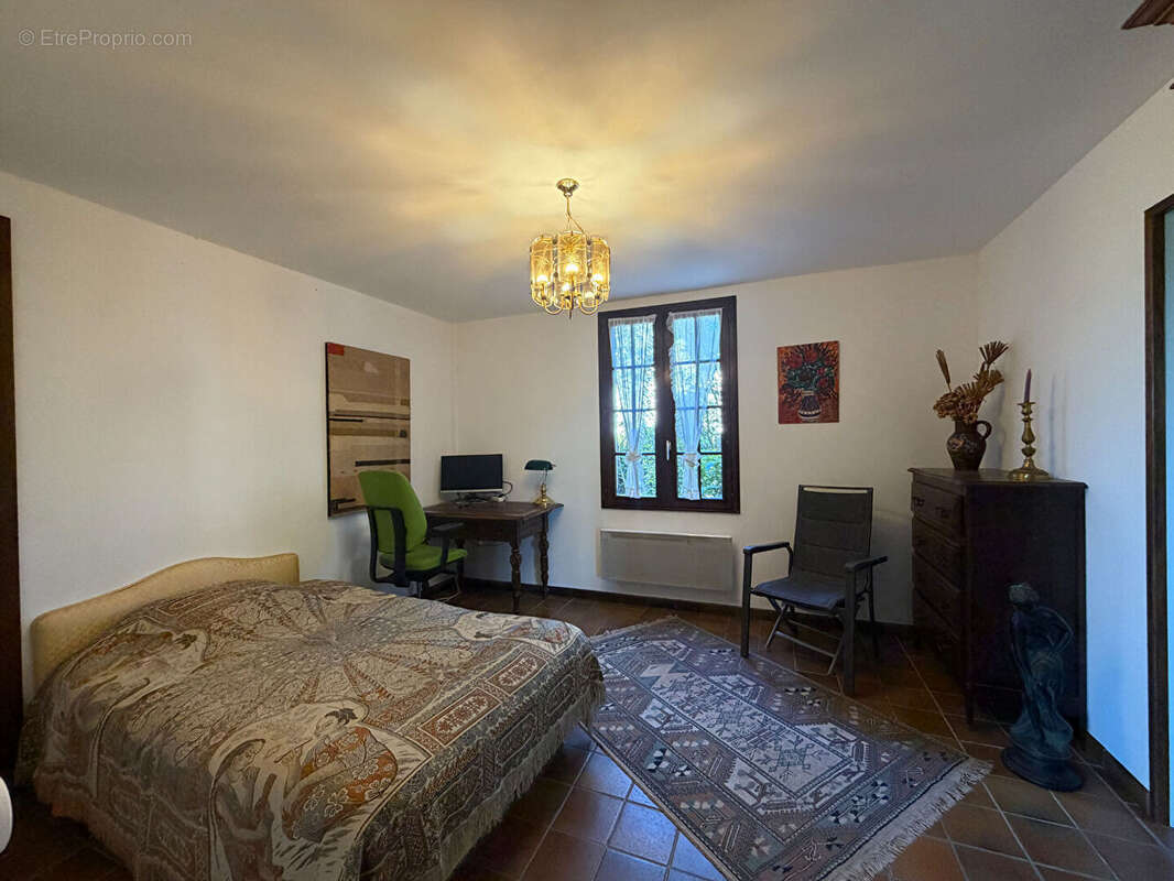 Maison Montvicq 6 pièce(s) 209.38 m2 - photo 6