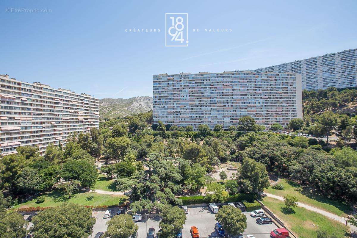 Appartement à MARSEILLE-9E