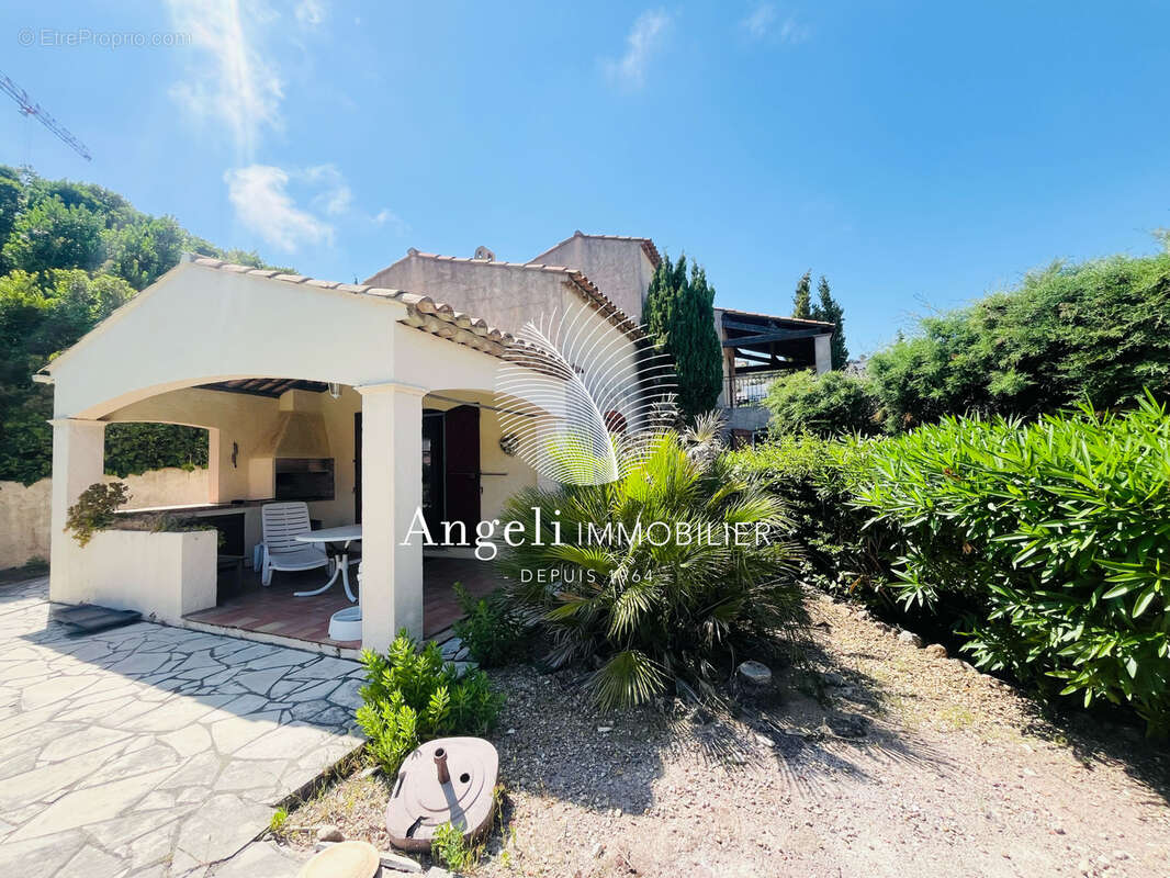 Saint-aygulf beau potentiel - photo 8