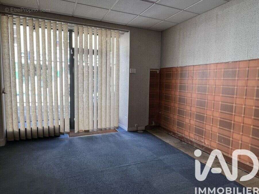 Photo 3 - Appartement à SAINT-YRIEIX-LA-PERCHE