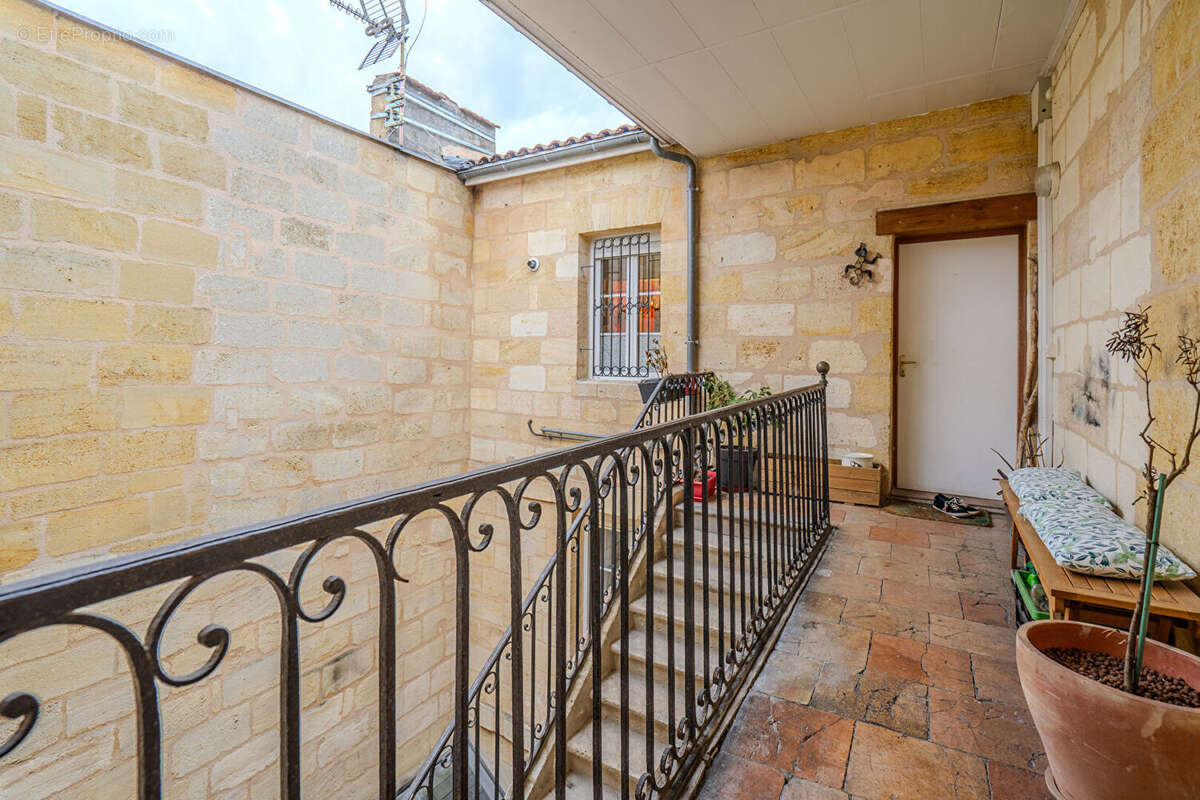 Appartement à BORDEAUX