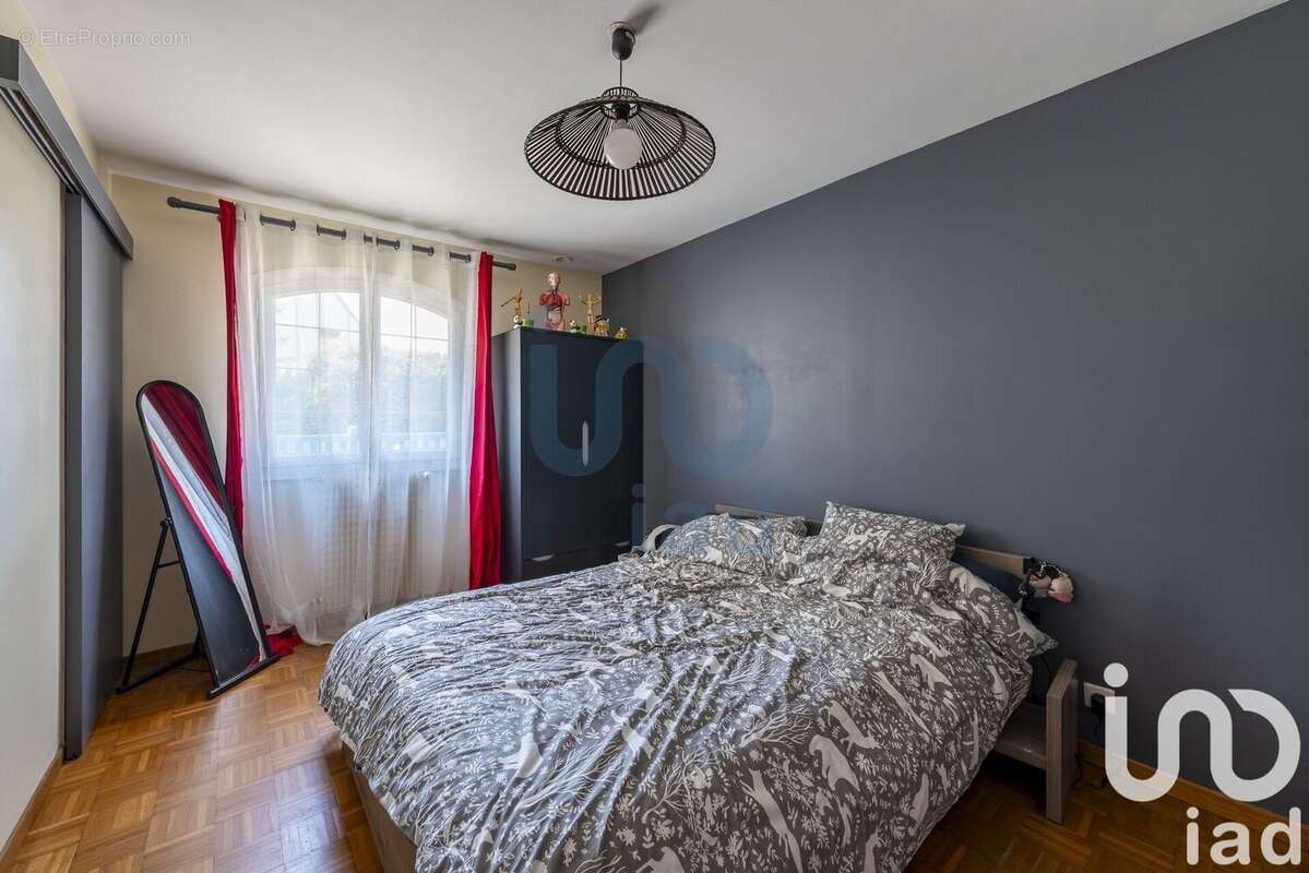 Photo 9 - Maison à LIEUSAINT