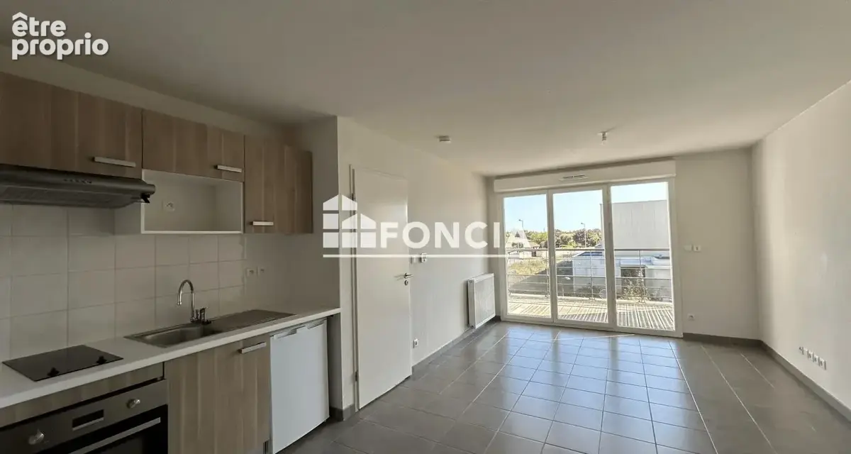 T2 au 2ᵉ et dernier étage – Résidence calme, balcon et stationnement - photo 2