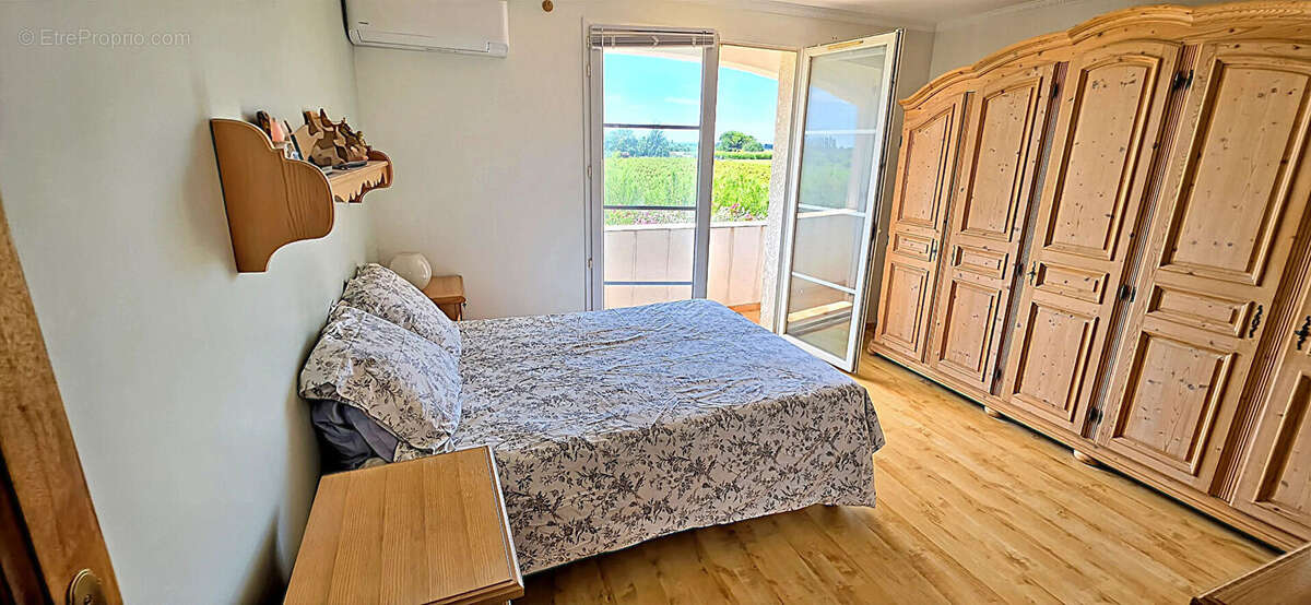 Maison à MAUGUIO