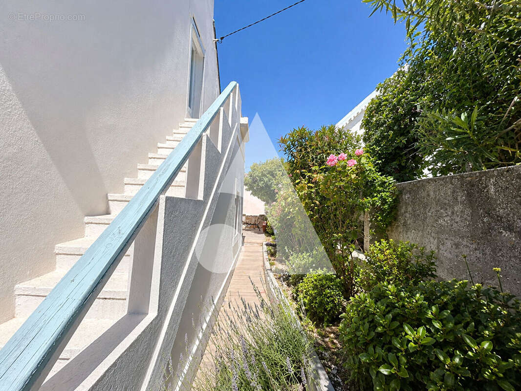 Maison à PORT-LOUIS