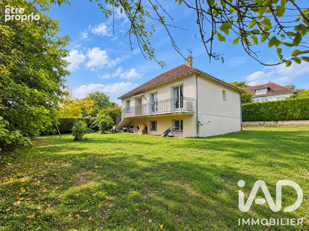 Photo 1 - Maison à CHATELLERAULT