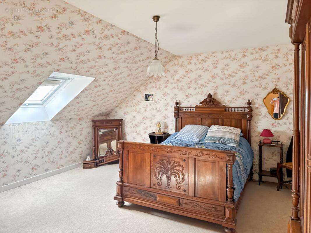 Maison à SAINT-DENIS-D'ANJOU