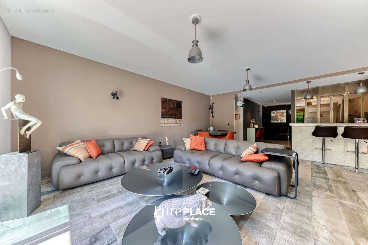 Maison à LYON-8E