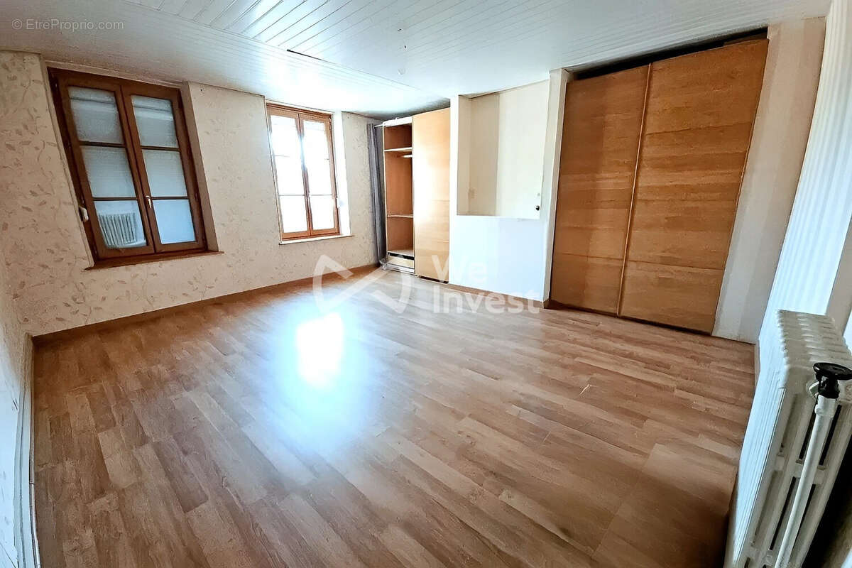 Maison 190 m² à Vouziers  - photo 5