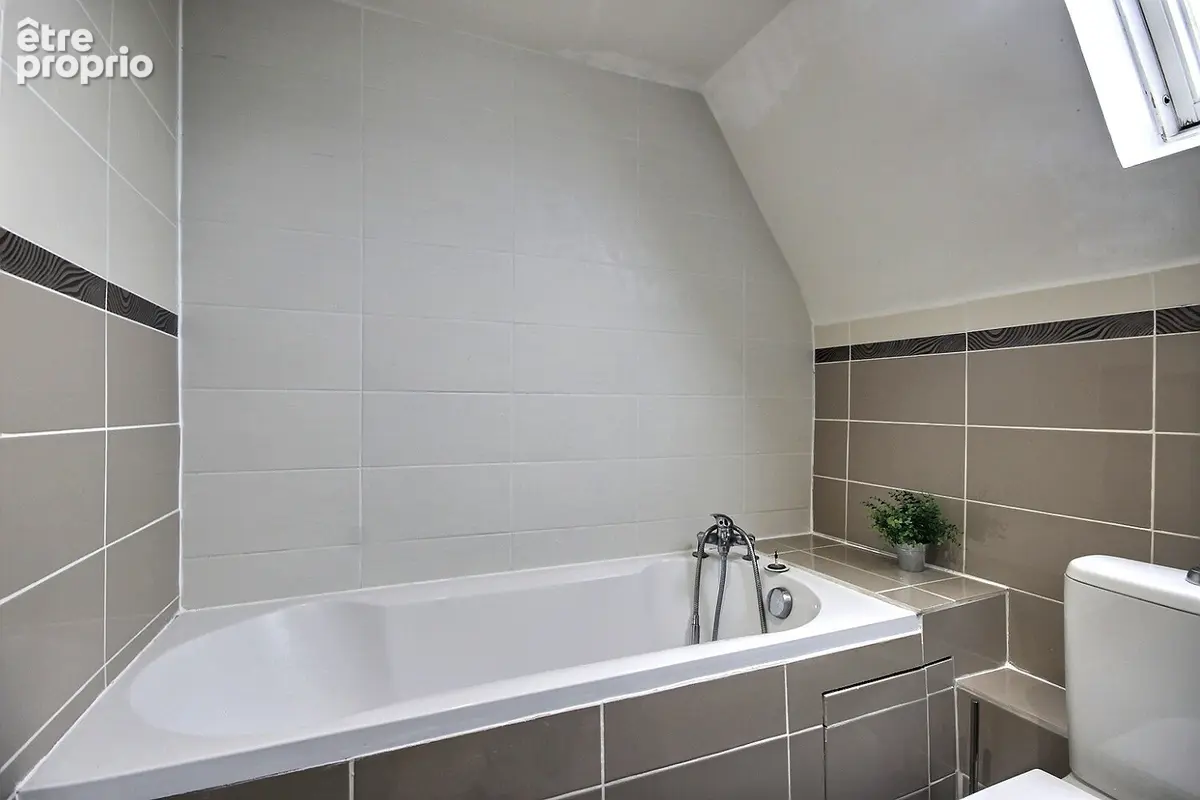 Appartement Courbevoie 3 pièce(s) 34.57 m2 - photo 9