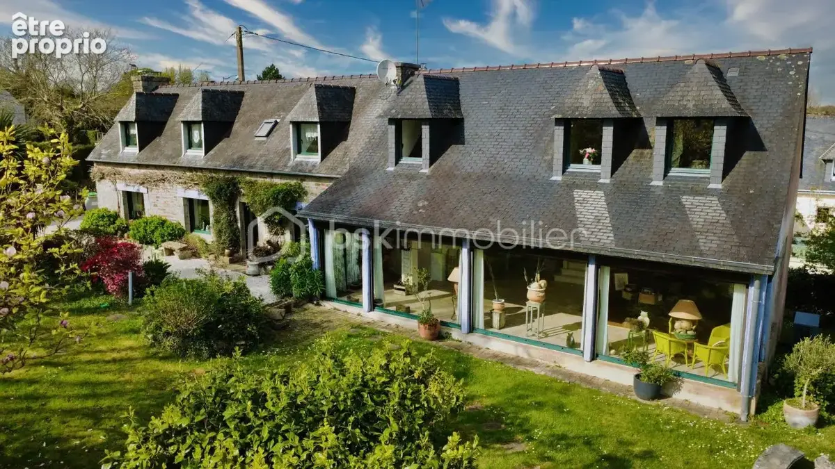 Longère de caractère rénovée – DPE B – 180 m² à Fouesnant - photo 4