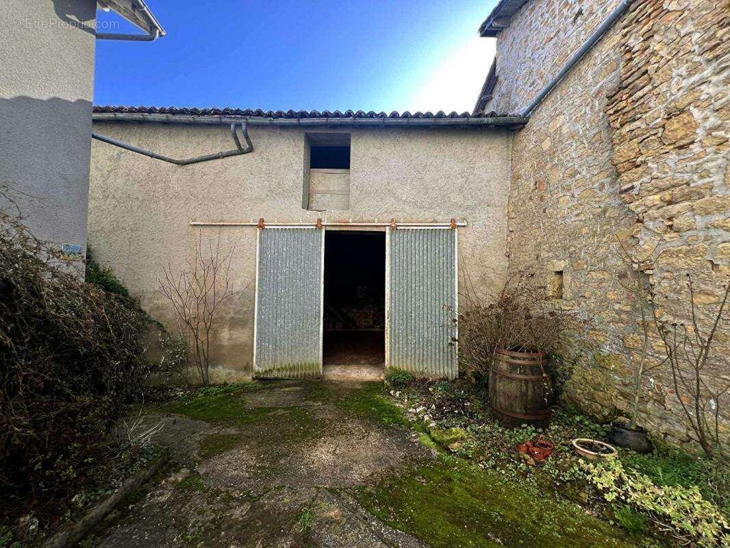 Maison à CORGNAC-SUR-L'ISLE