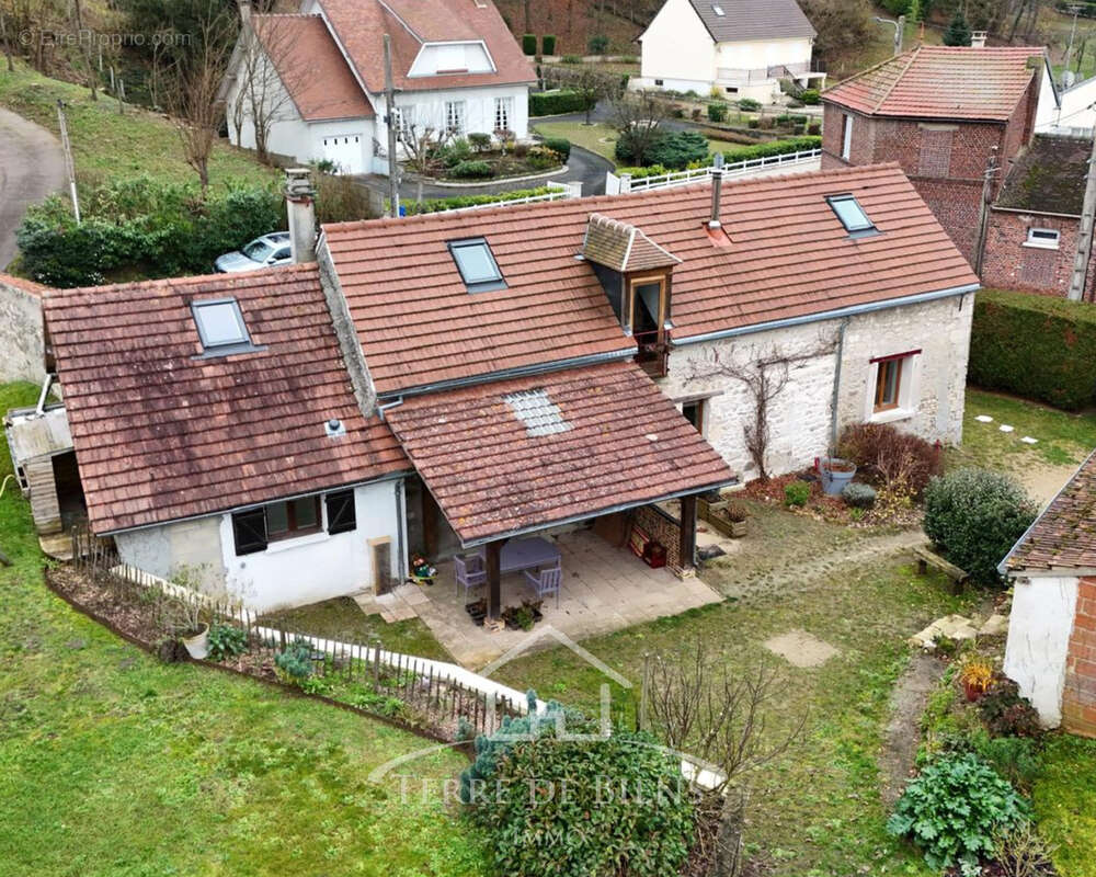 Maison à SAINT-SAUVEUR