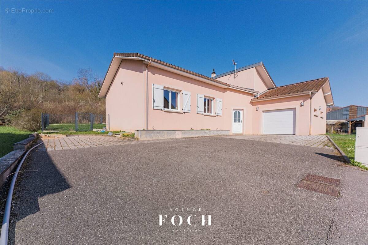 Maison à NORROY-LES-PONT-A-MOUSSON