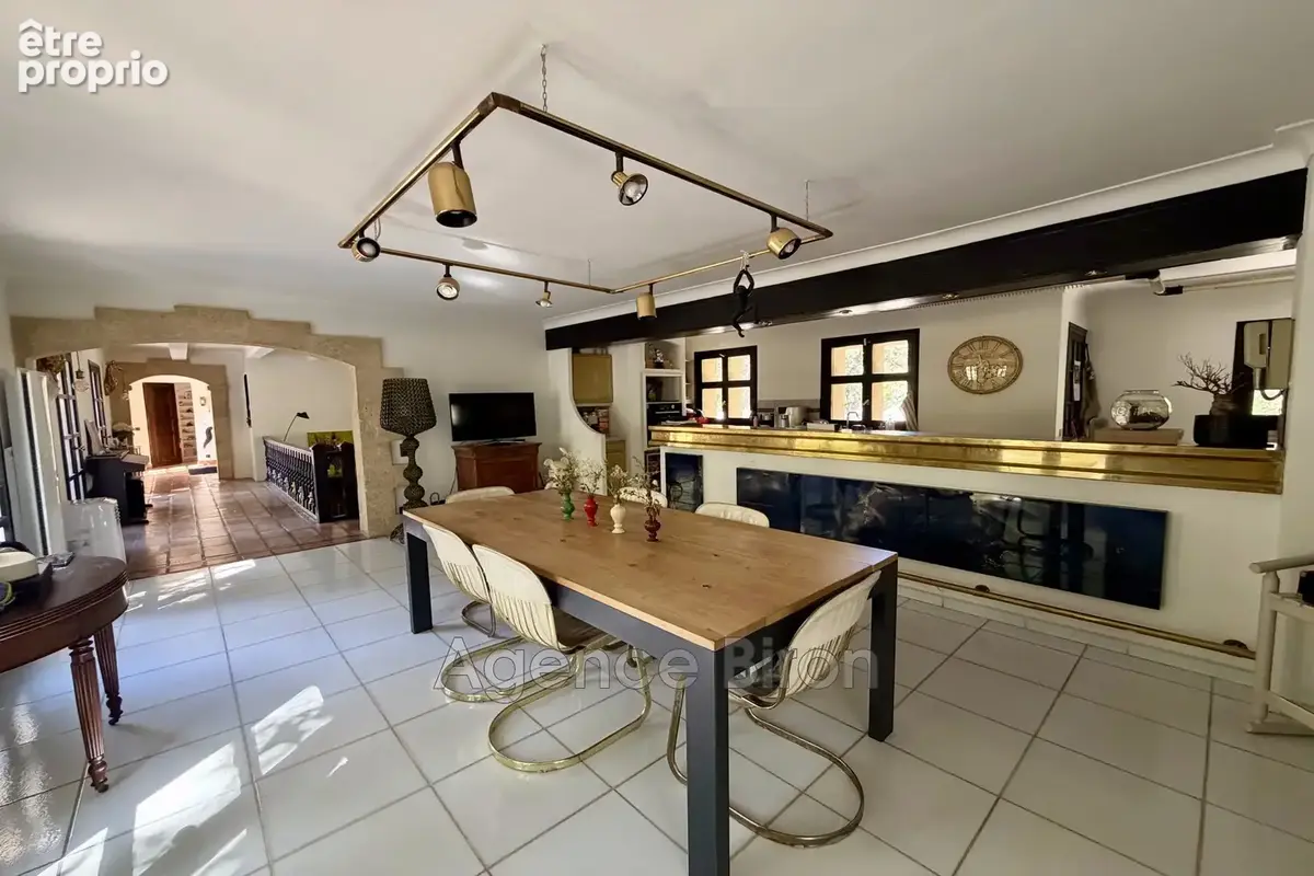 Maison 8 pièces 420 m² à vendre à Aix-En-Provence (13090) - photo 7