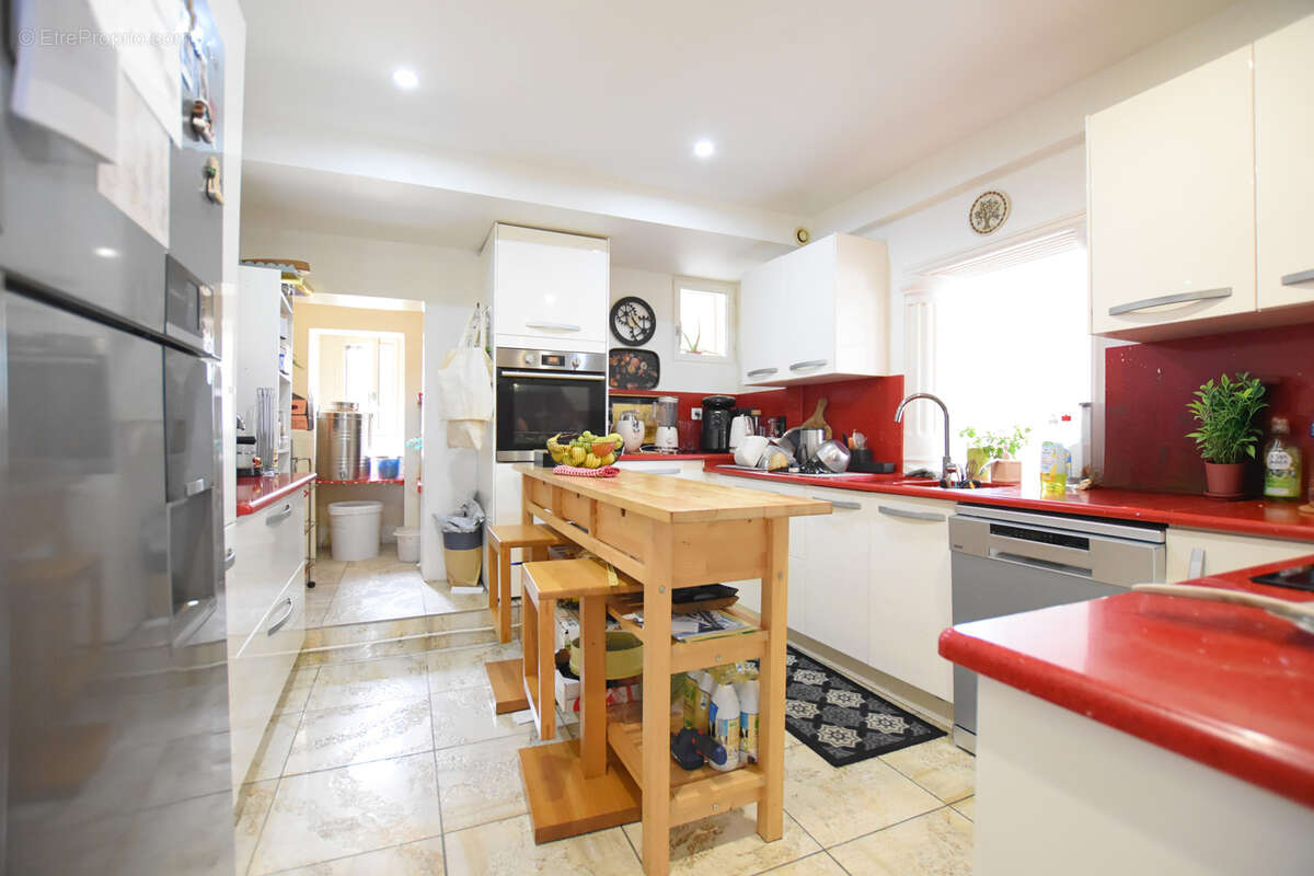 Maison à LES ESSARTS-LE-ROI