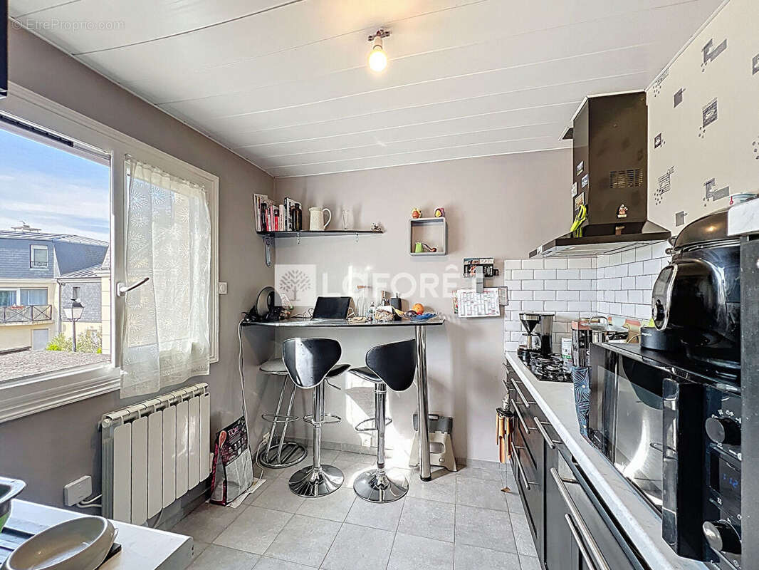 Appartement à BOIS-COLOMBES