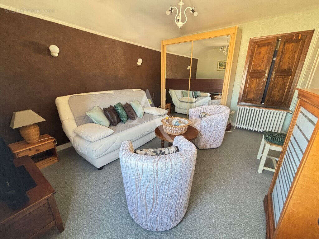 En vente - fourchambault - maison plain pied  4  chambres possible 5 - terrain - photo 4
