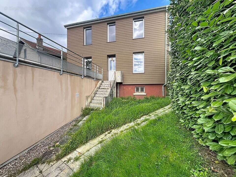 Maison à FROTEY-LES-VESOUL