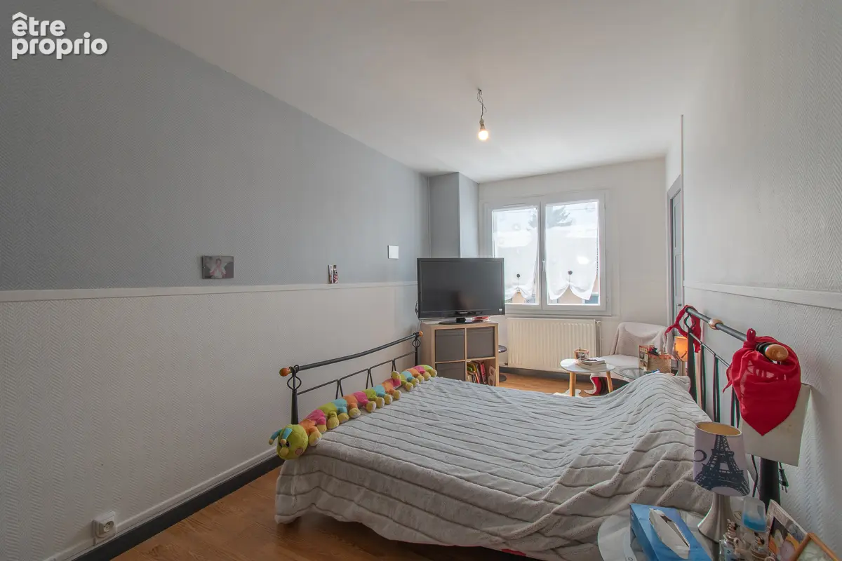 Maison Vierzon 4 pièce(s) 99 m2 - photo 8