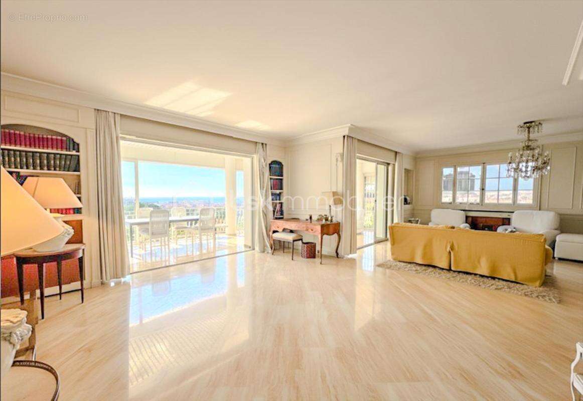 Maison à CANNES
