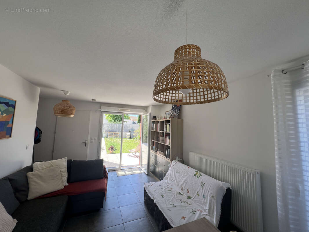 Maison à LE CASTELLET