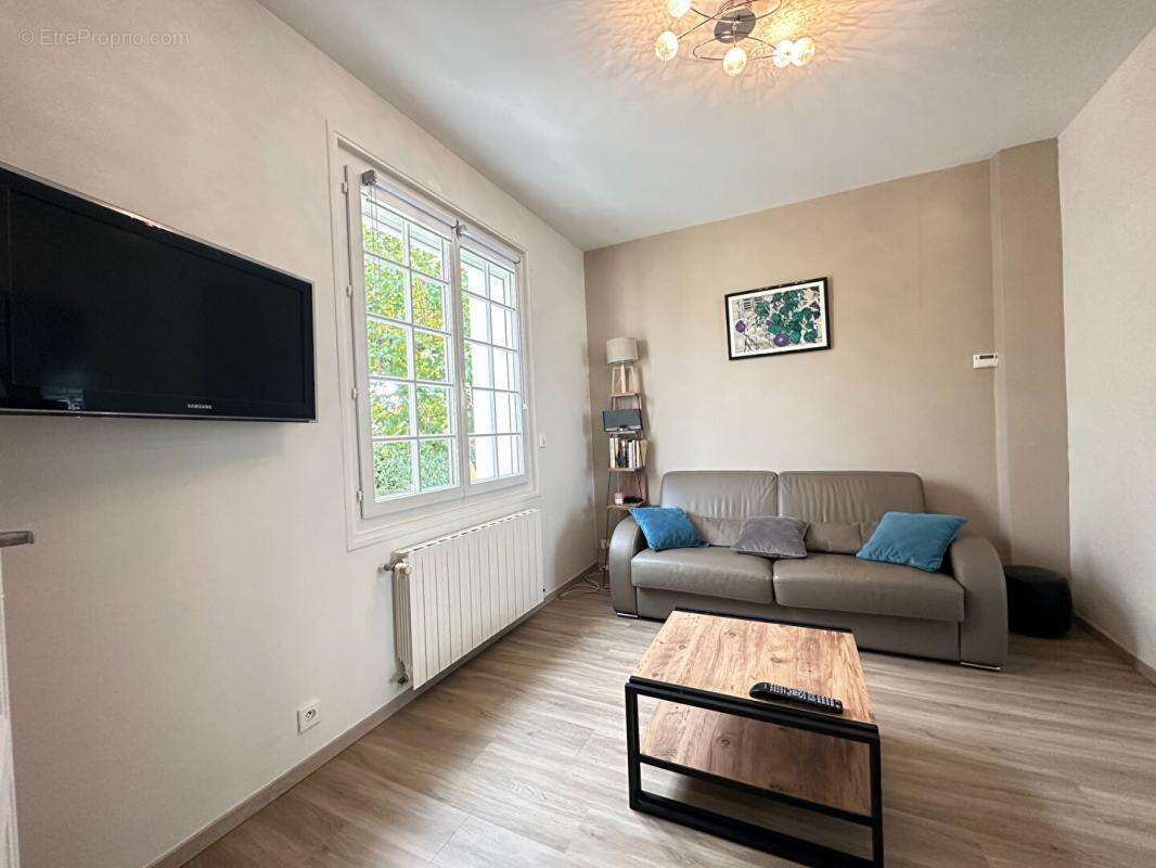 Maison à SAINT-GEORGES-DE-DIDONNE