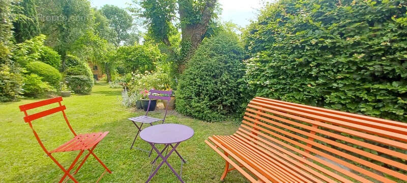 Maison individuelle 190 m2 garage et jardin - photo 10
