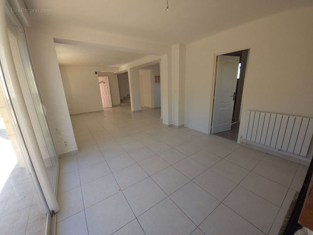 Maison à SAINT-JORY