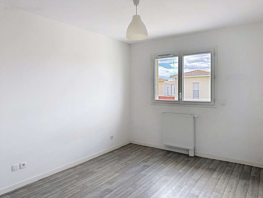 Maison à VILLENAVE-D&#039;ORNON